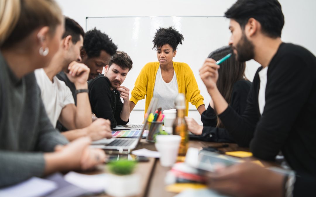 os-tipos-de-lideranca-e-sua-importancia-para-o-desenvolvimento-da-equipe